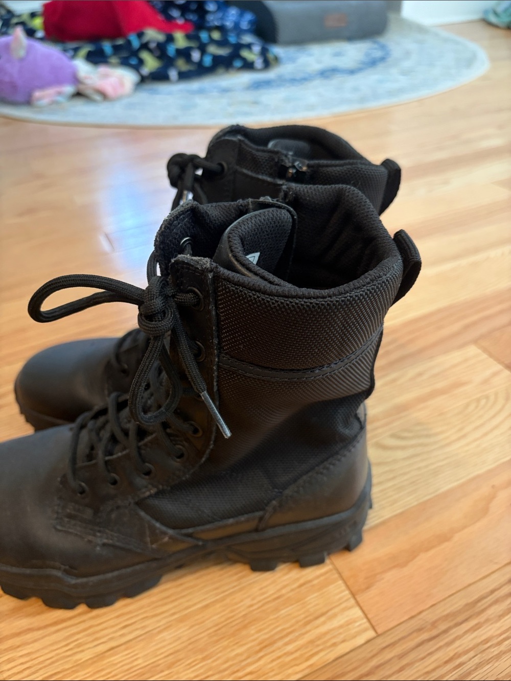 5.11 Tactical Lace-Up Boots - Picture 2 of 8